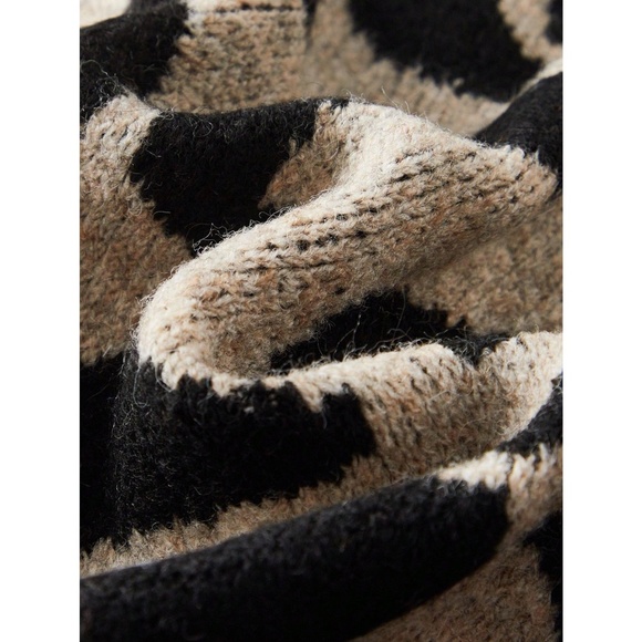 Animal Print Cheetah Leopard Knit Button Up Vest Sweater Top Sleeveless - Picture 9 of 11